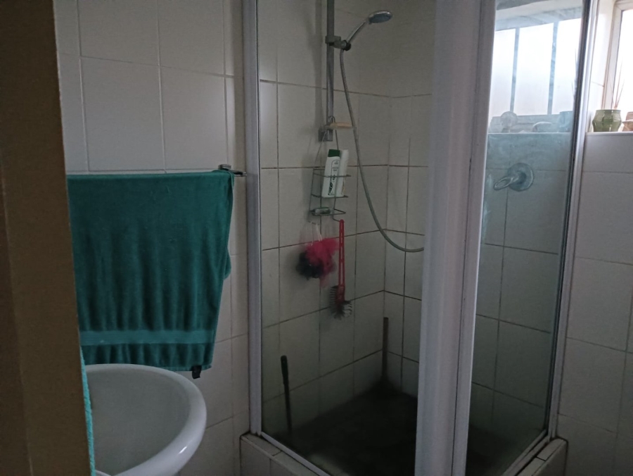 5 Bedroom Property for Sale in Wavecrest Eastern Cape